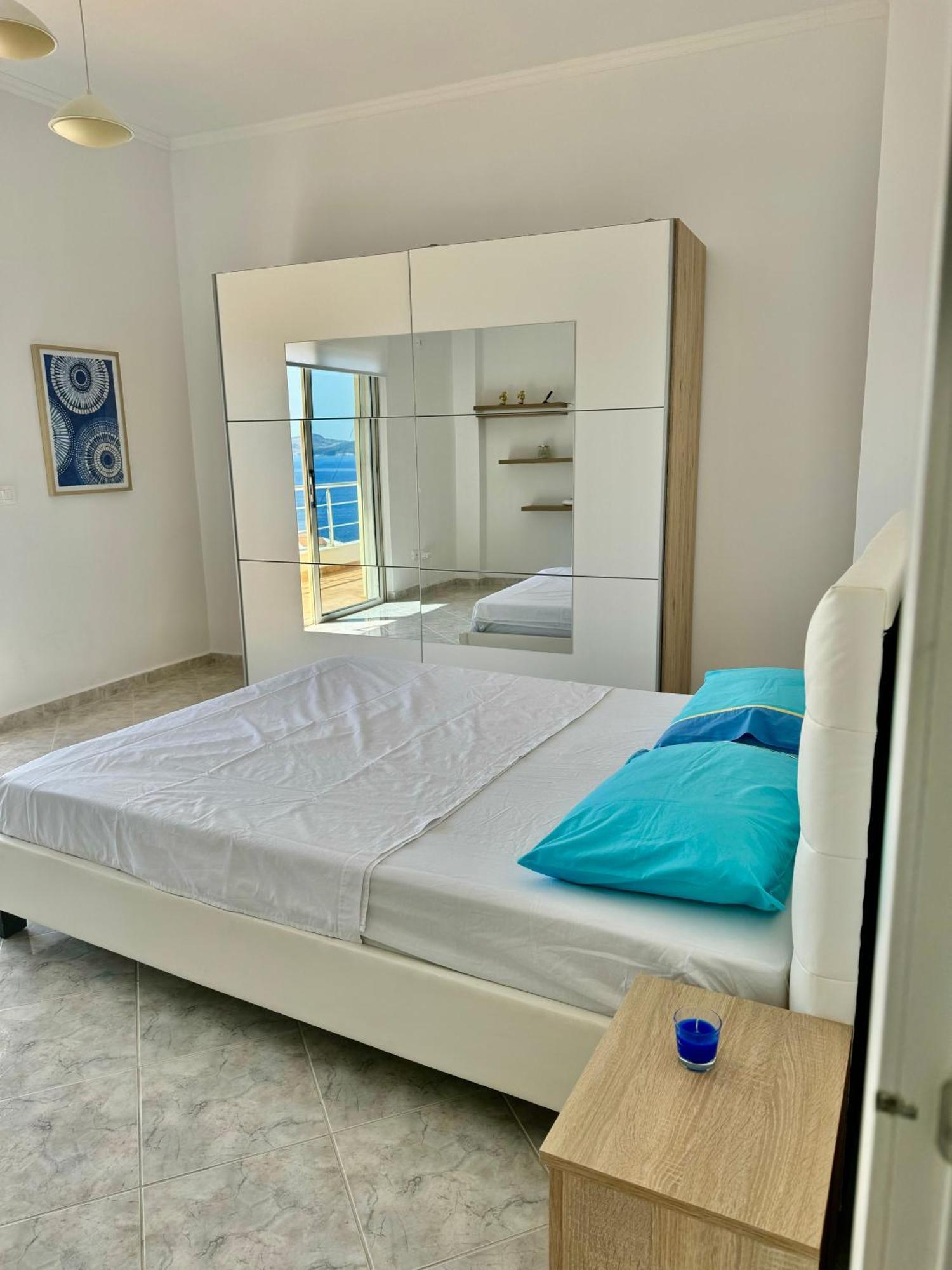 Comfy Blue Sarande Lejlighed Eksteriør billede