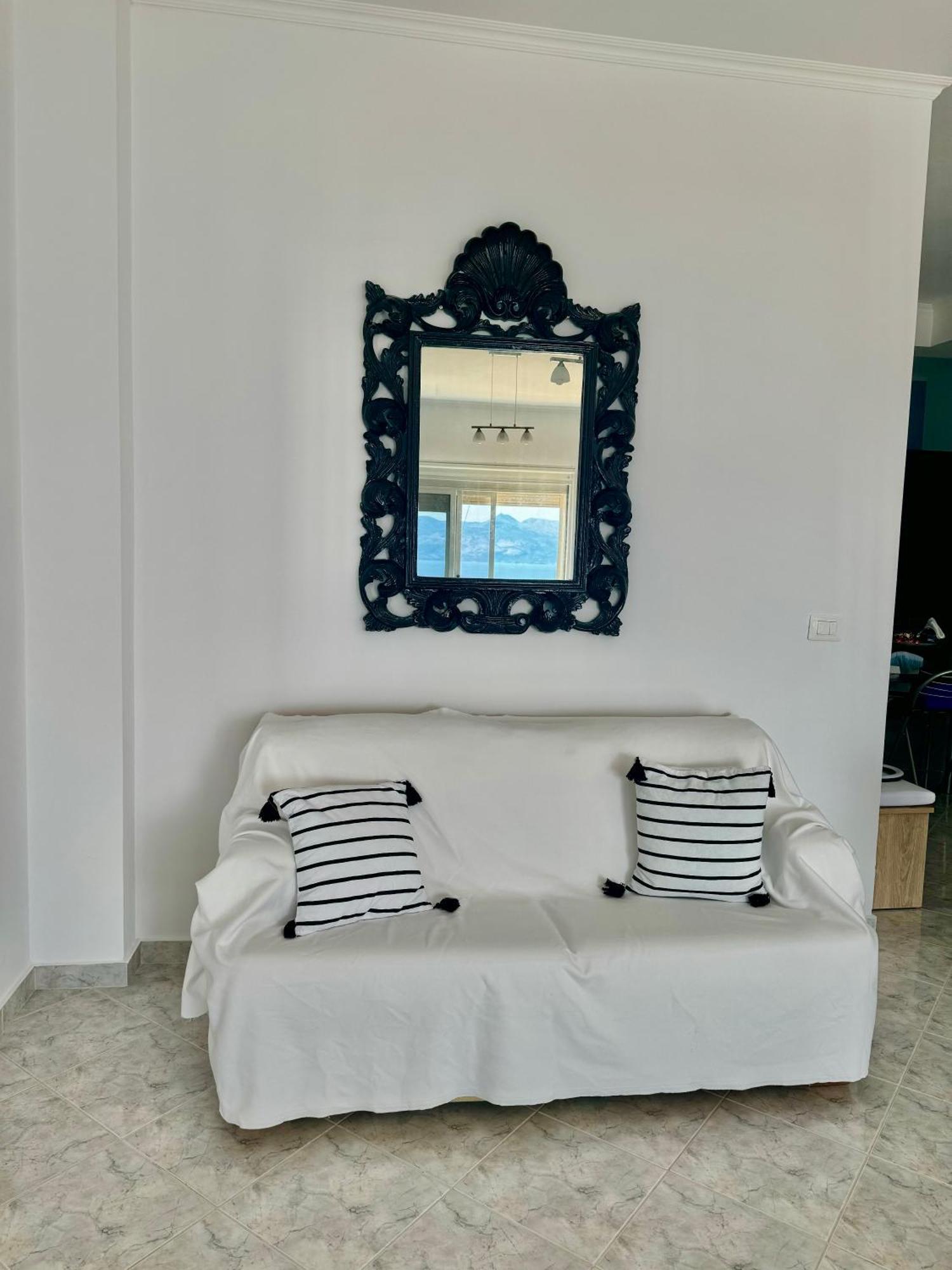 Comfy Blue Sarande Lejlighed Eksteriør billede