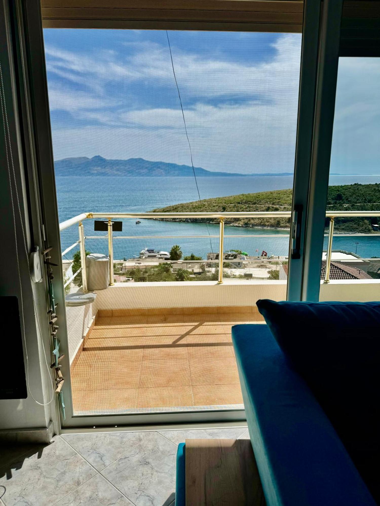 Comfy Blue Sarande Lejlighed Eksteriør billede
