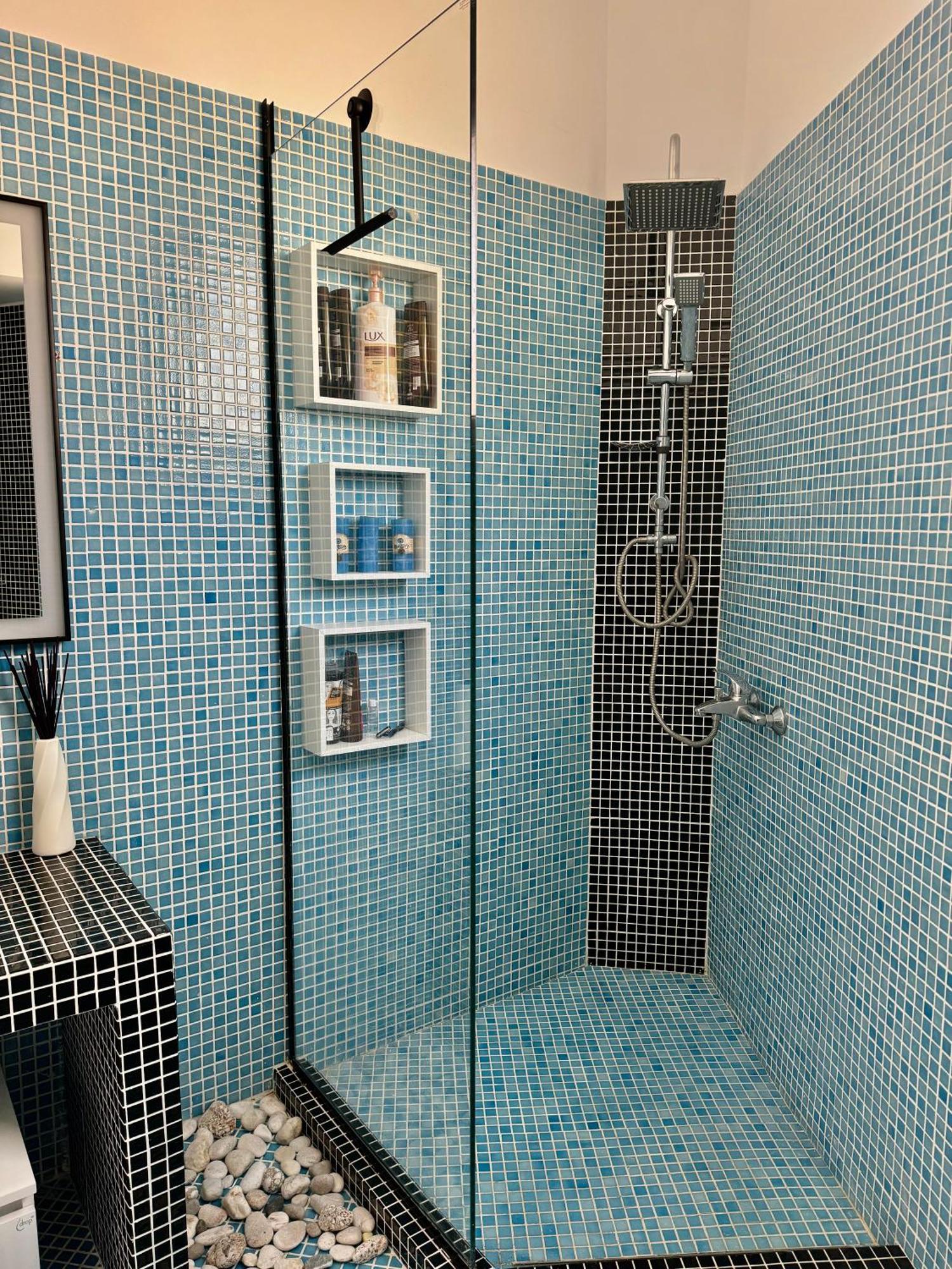 Comfy Blue Sarande Lejlighed Eksteriør billede